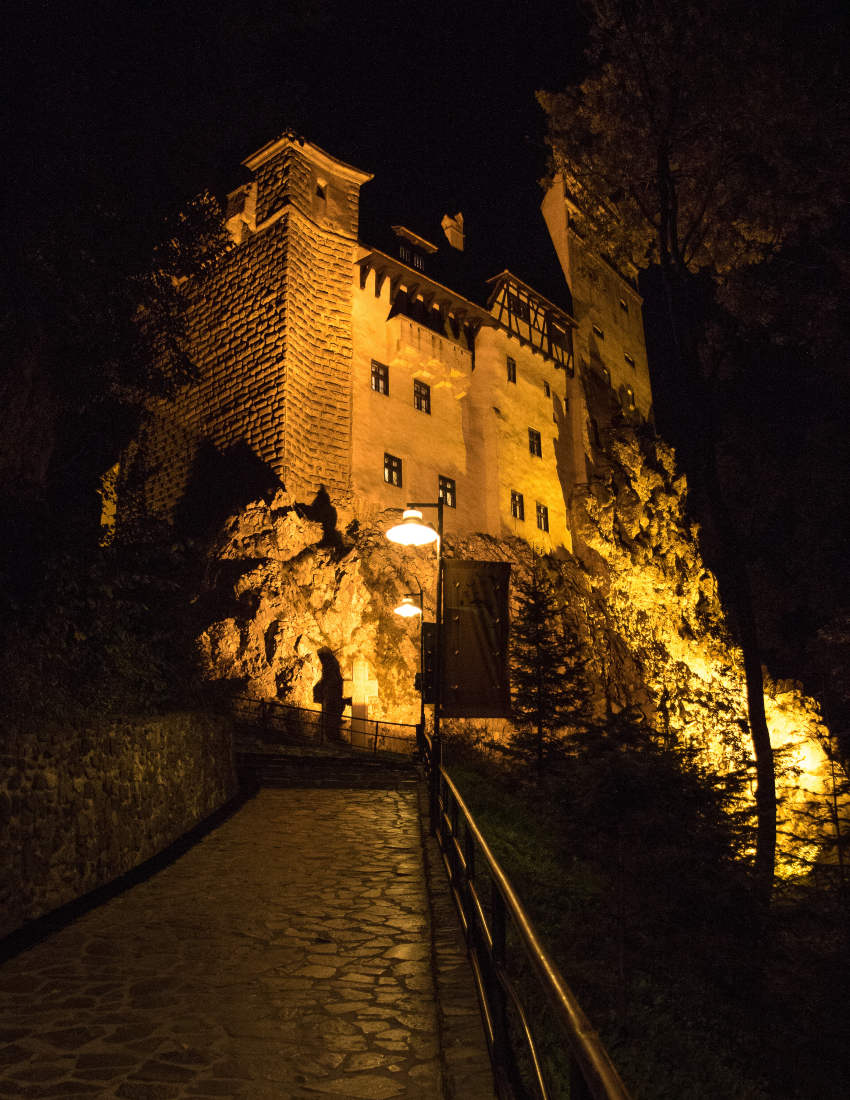 https://www.transylvania-tours.ro/files/pages/449_Dracula_Footsteps.jpg